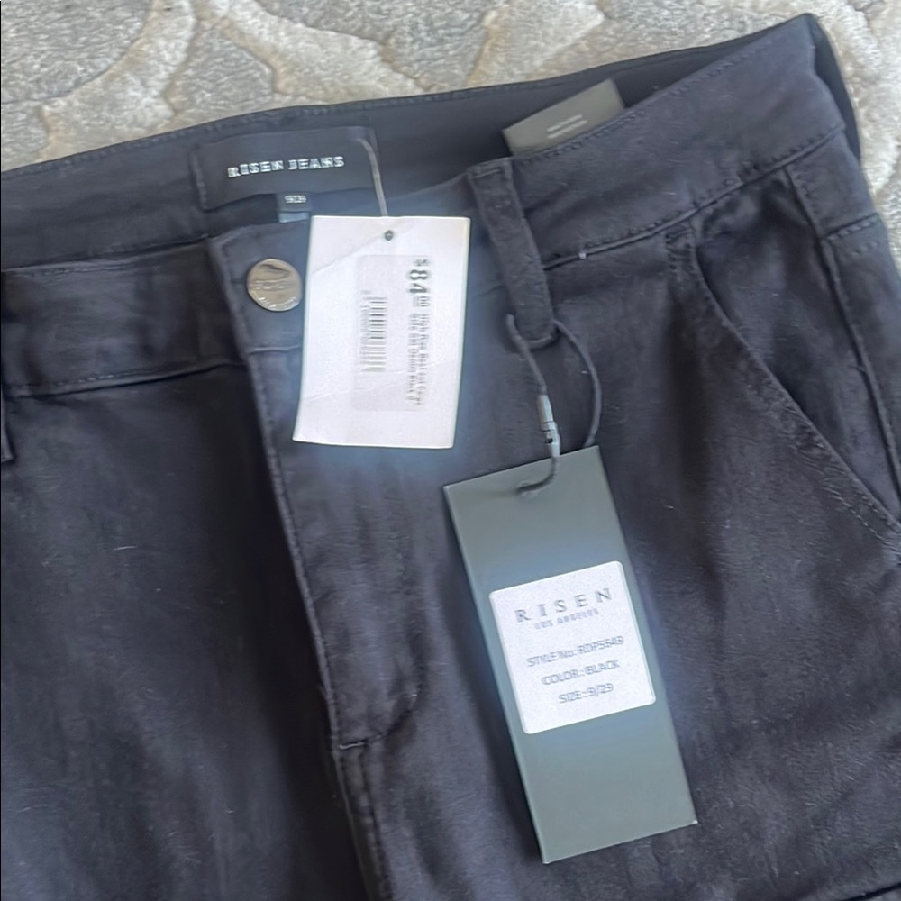 Elegant Black Wide Leg Jeans for Women - Picture 2 of 8